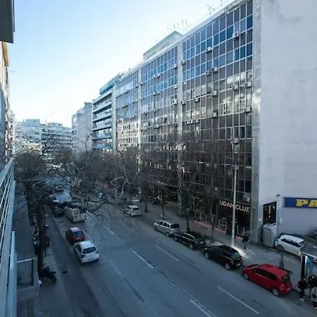 12nisou Studio With Balcony شقة