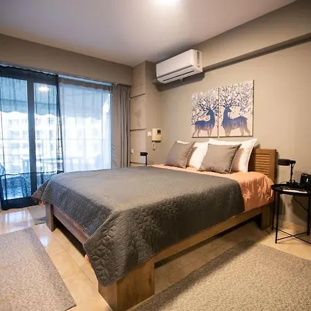 12nisou Studio With Balcony * Thessaloniki