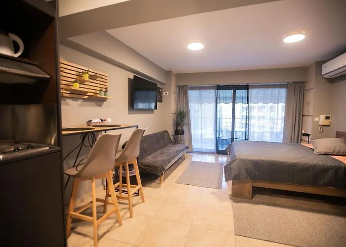 Apartament 12nisou Studio With Balcony *