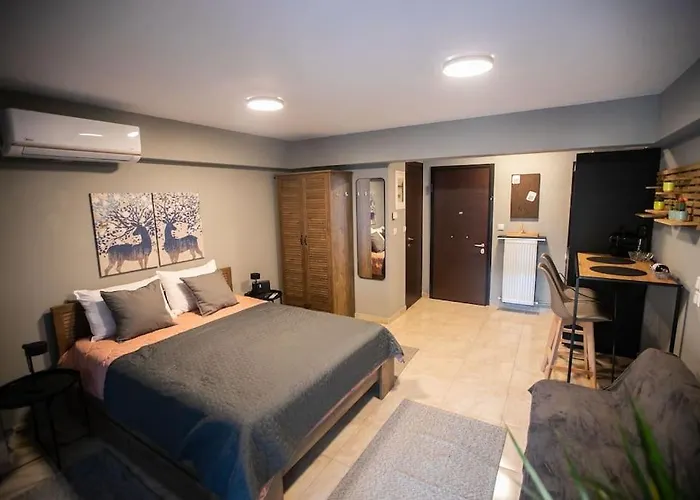 12nisou Studio With Balcony דירה סלוניקי