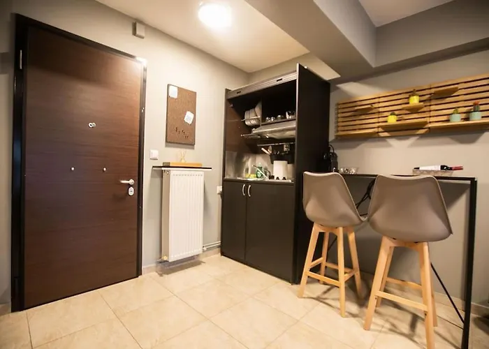 דירה 12nisou Studio With Balcony סלוניקי